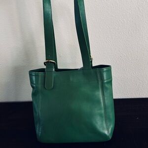 Coach Green Leather Shoulder Tote